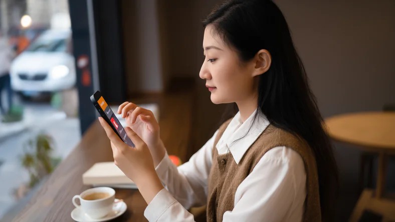 一码难求背后,能自己上线应用的AI产品野心多大?