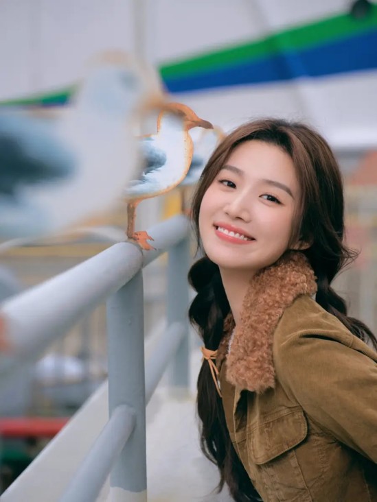 歌手李嘉格离婚后发文：新生活，刚好合拍，疑似回应新恋情