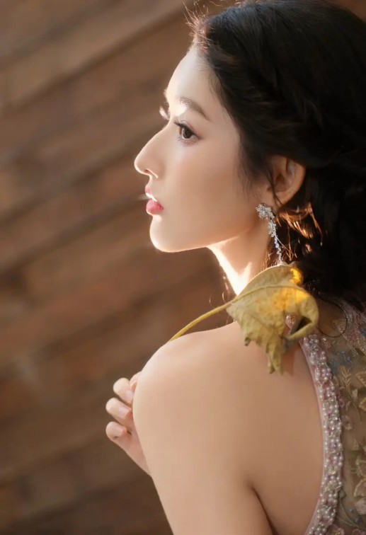 如何看待存储器价格暴涨，有消息劝大家快买手机和电脑？明年真会涨1000元以上吗？