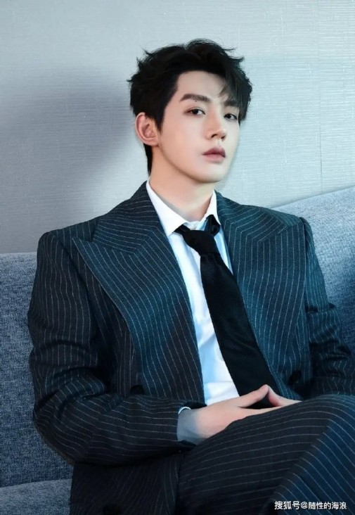 物流江湖大变局，顺丰、极兔“联姻”背后，释放了什么信号？