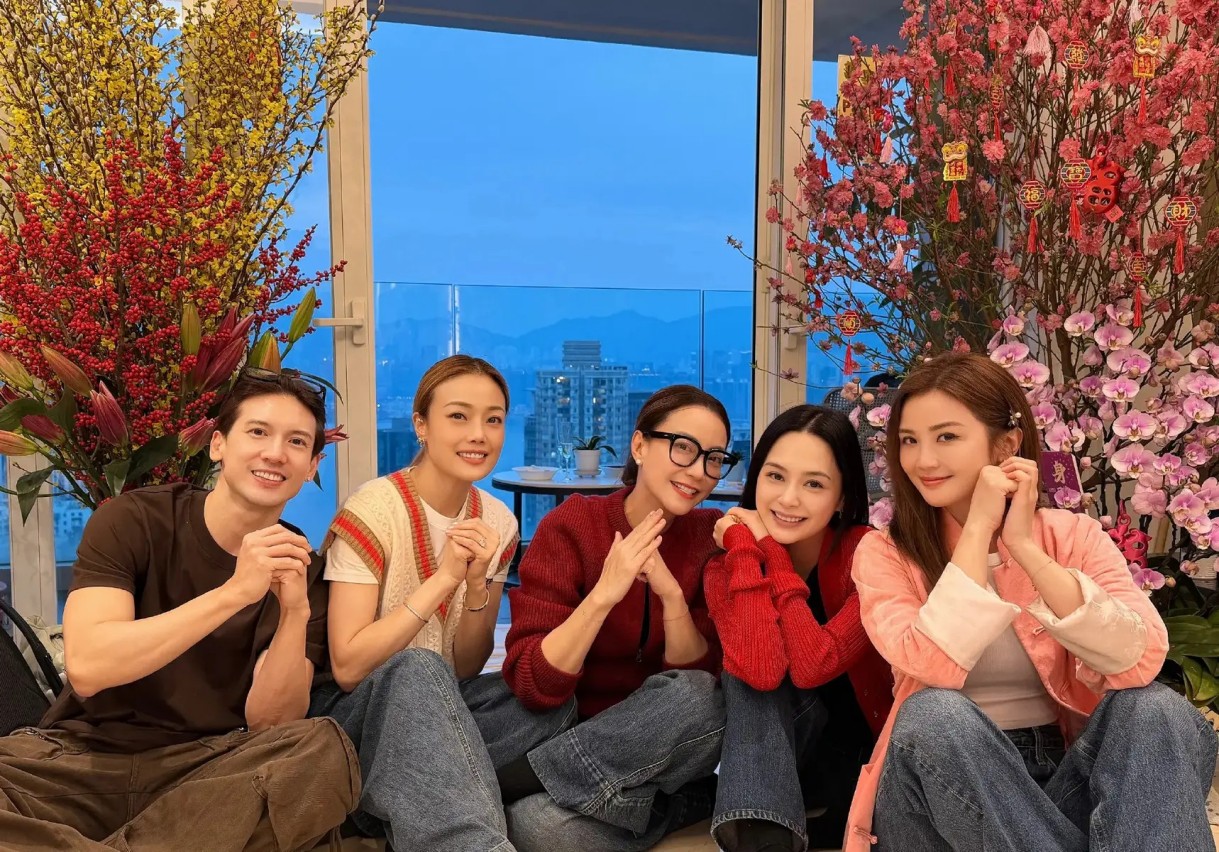 锦缎观察：中国本土模型之间无代差，目前落后海外半年至一年