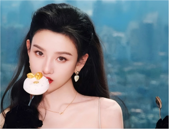 古力娜扎张云龙方辟谣恋情：假！男方绯闻对象都大美女